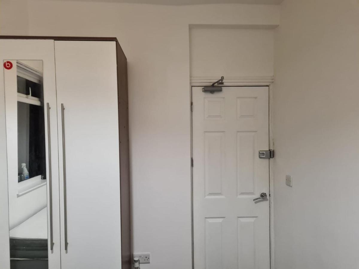 Townhouse @ 46 Nelson Street Crewe Villa ภายนอก รูปภาพ